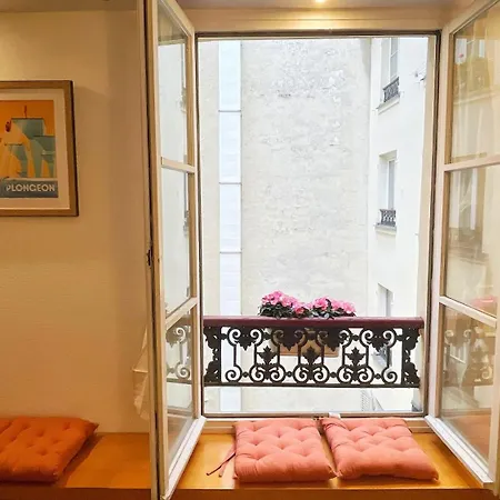 Studio The Champs-Elysees Paris Exterior photo